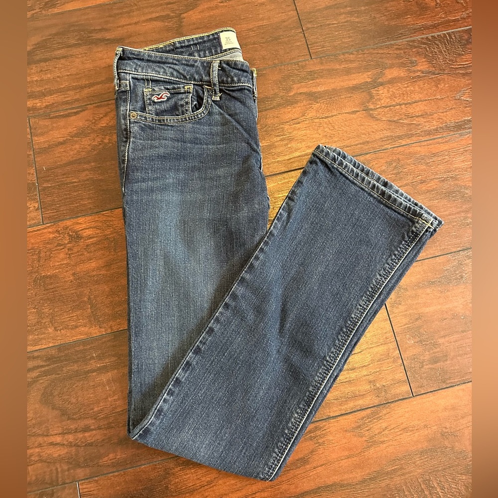 3 Hollister Jeans